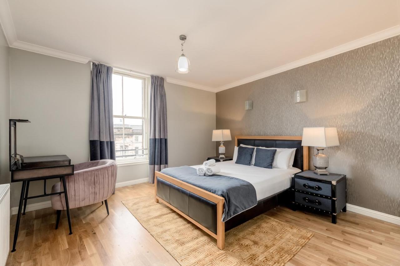 Royal Mile Apartments By Joivy Edinburg Exteriör bild