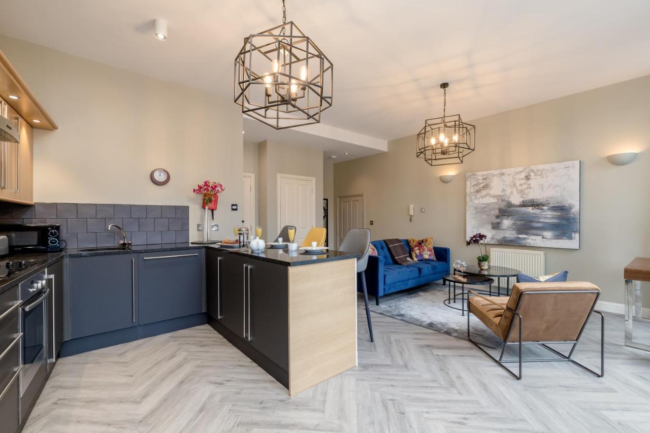Royal Mile Apartments By Joivy Edinburg Exteriör bild