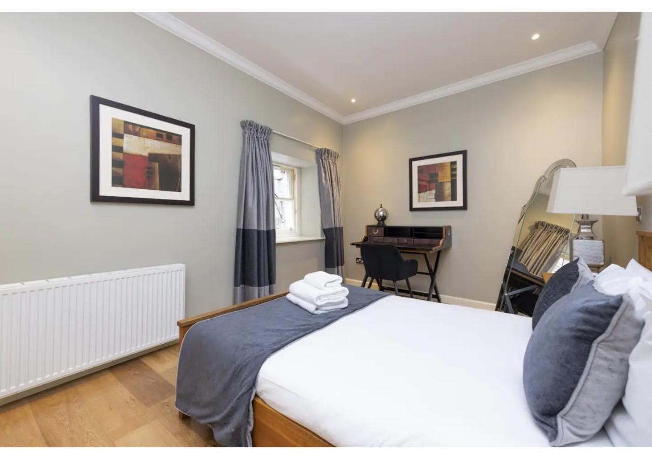 Royal Mile Apartments By Joivy Edinburg Exteriör bild