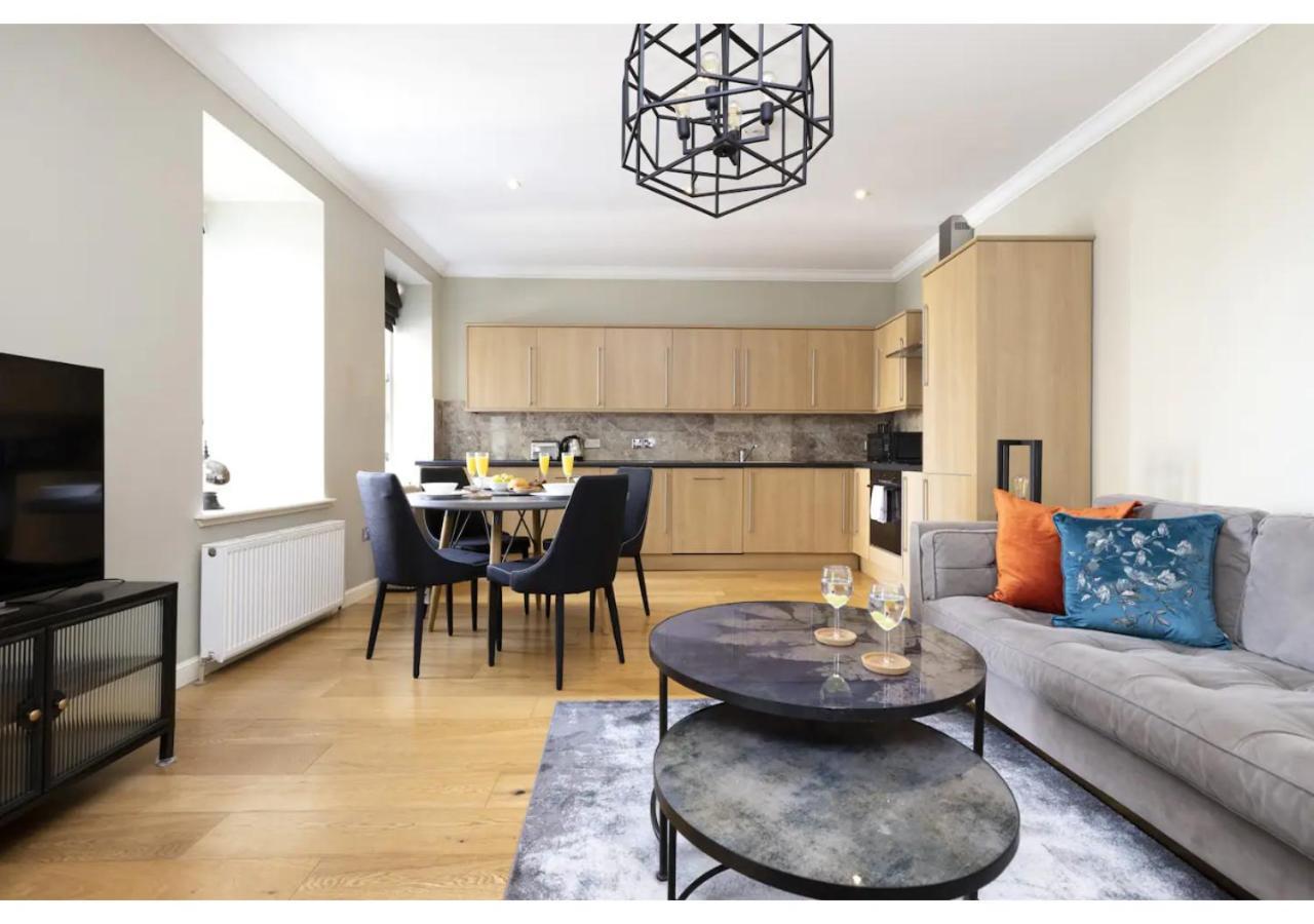 Royal Mile Apartments By Joivy Edinburg Exteriör bild