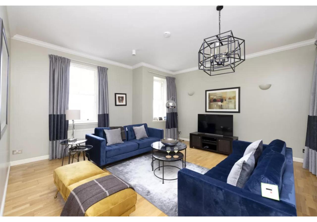 Royal Mile Apartments By Joivy Edinburg Exteriör bild