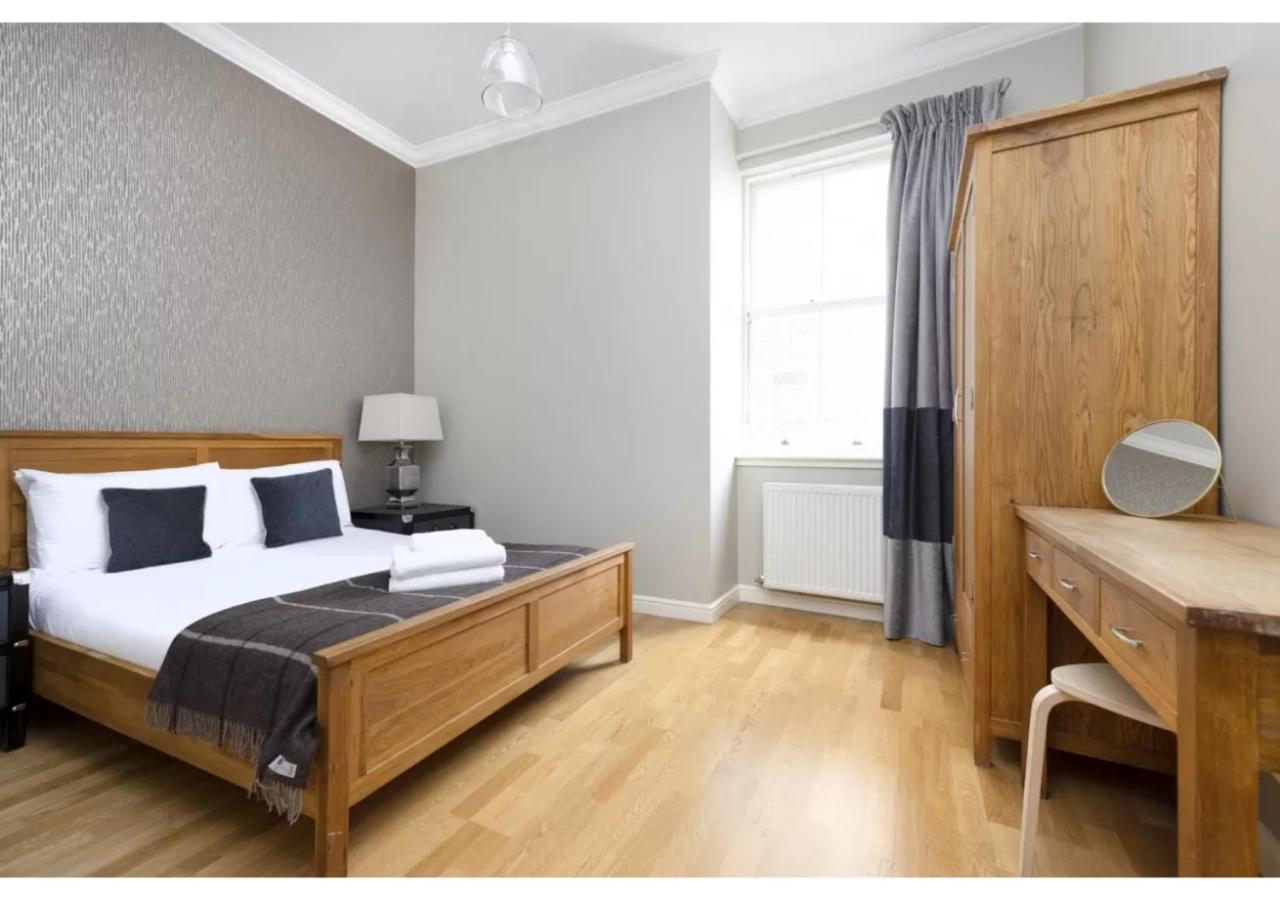 Royal Mile Apartments By Joivy Edinburg Exteriör bild