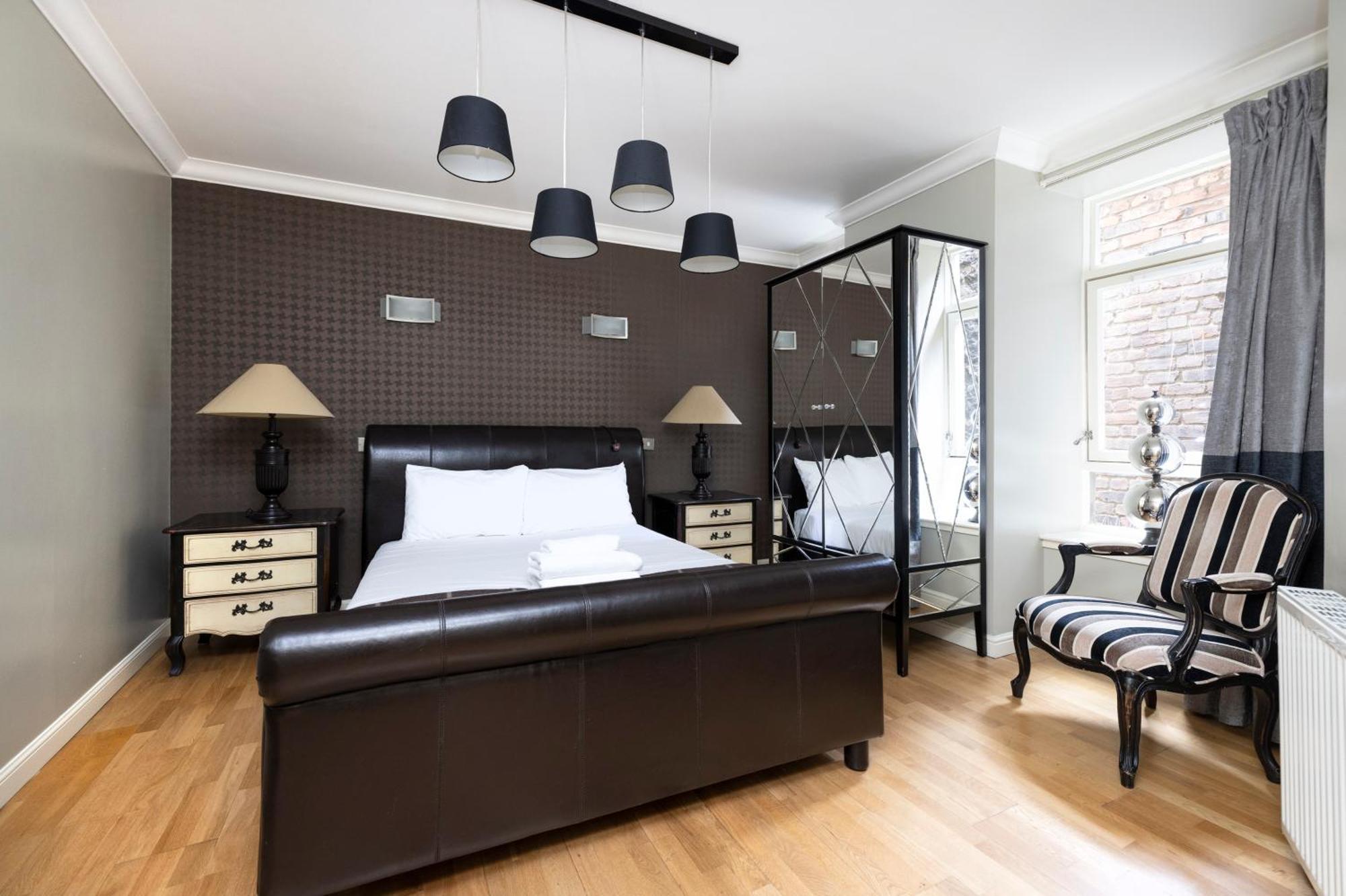 Royal Mile Apartments By Joivy Edinburg Exteriör bild